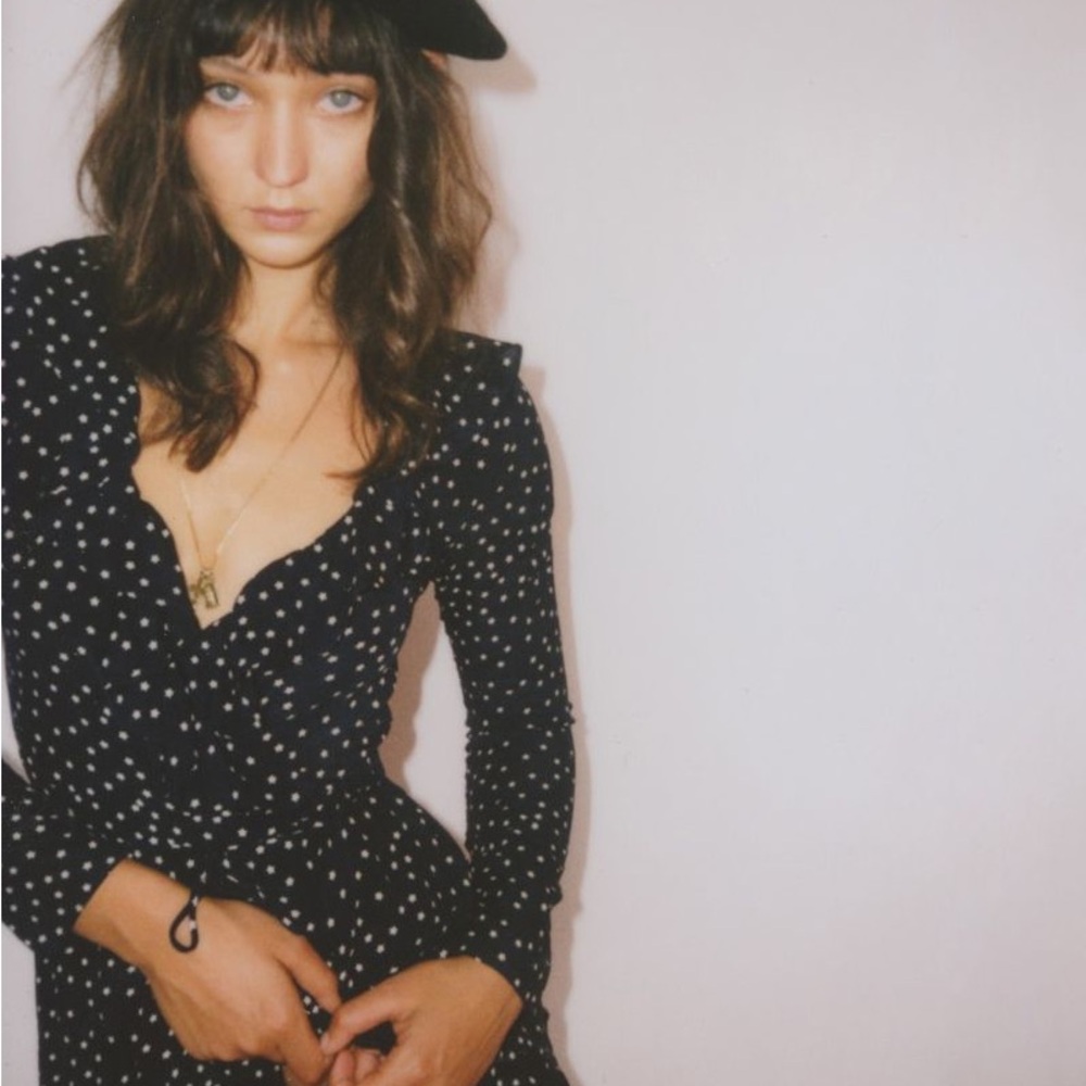 Réalisation par Alexandra navy blue wrap silk mini dress